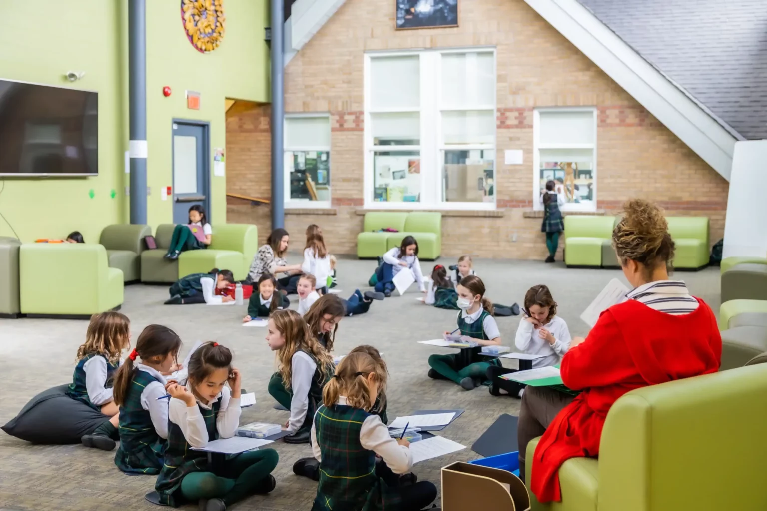 Branksome-Hall-Academics-1-geschaald