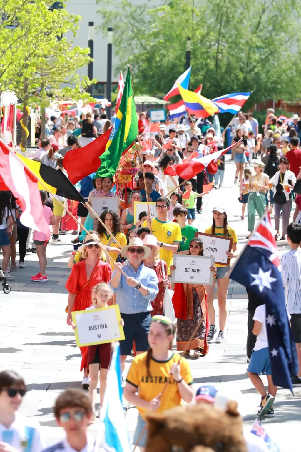 Frankfurt-Uluslararası-Okul-Bayrağı-Geçit Töreni-Worldfest'te