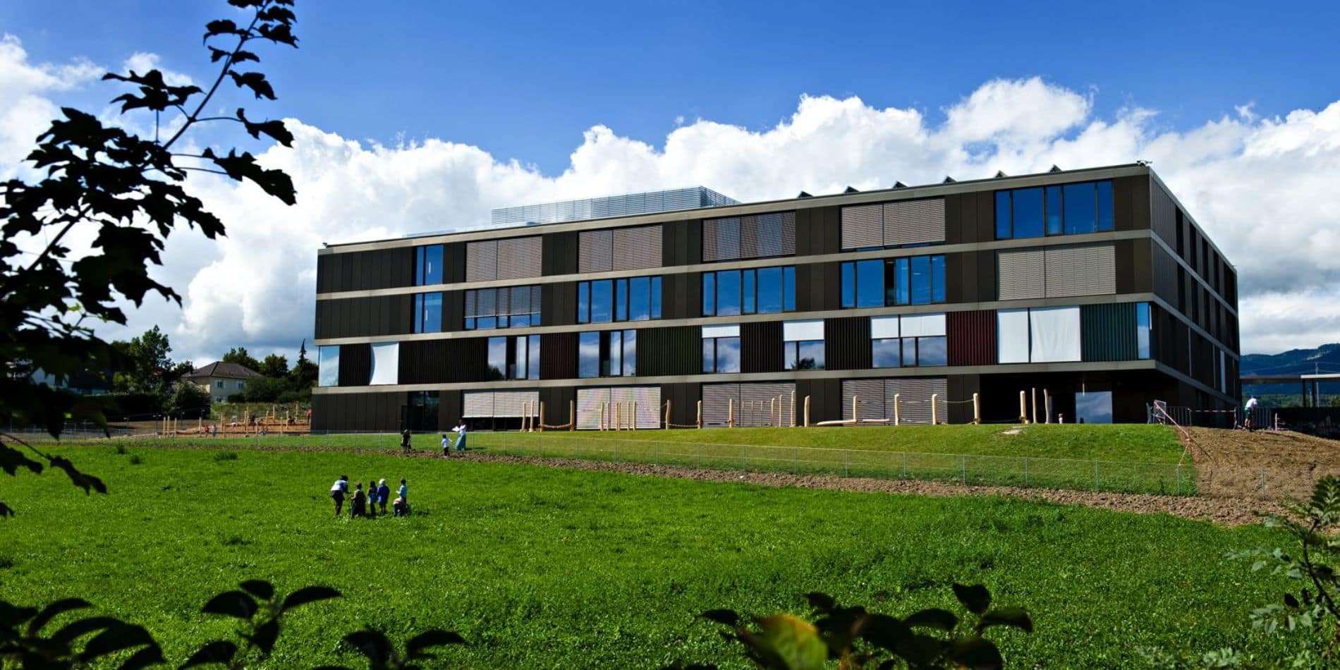Internationale Schule von Genf – Titelbild