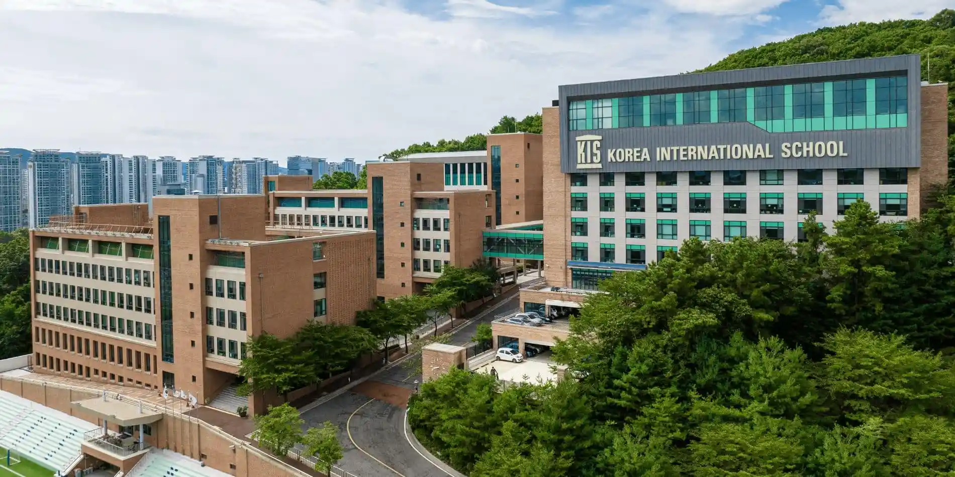 Foto di copertina della Korea International School