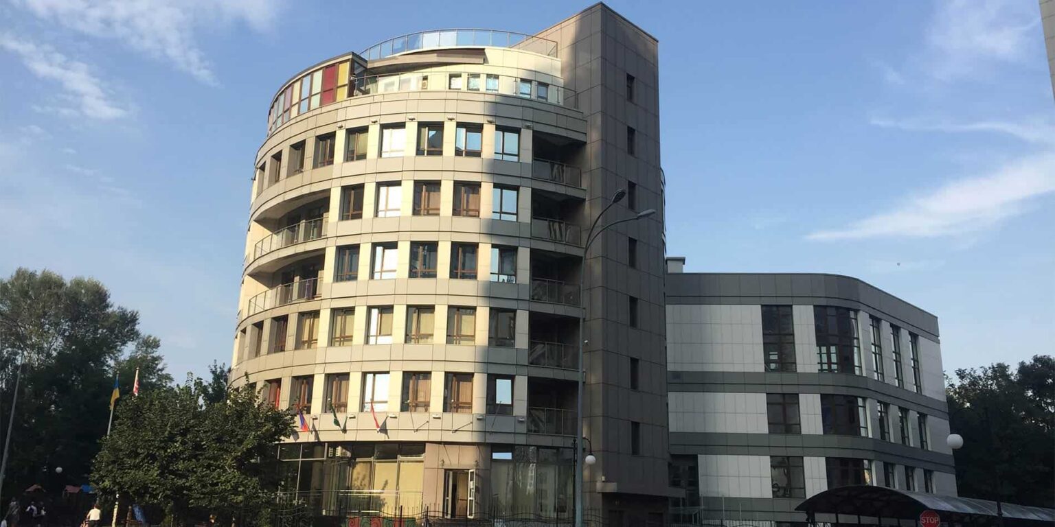De Britse Internationale School Oekraïne 0011