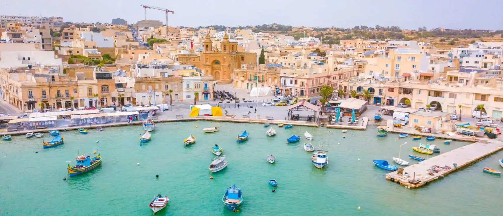 أفضل المدارس عبر الإنترنت في مالطا