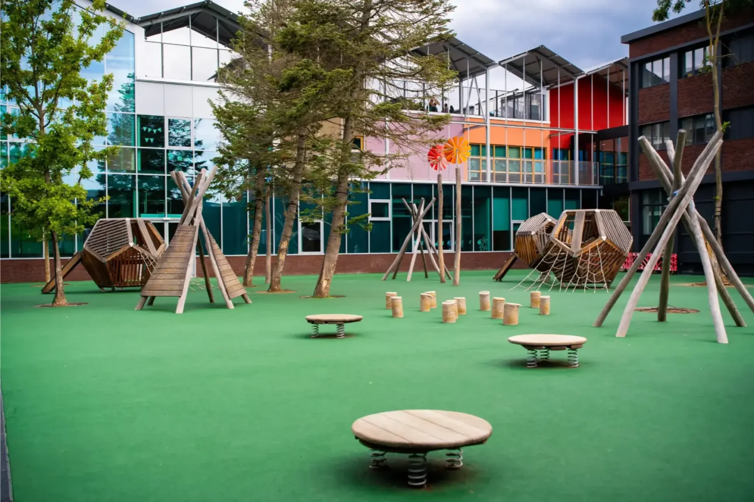WSGallery-Cambridge School of Bucharest-Overview-2